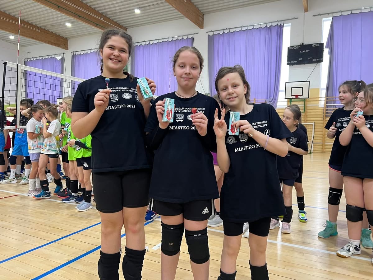 Zdjęcie: Wspaniały występ miasteckich siatkarek