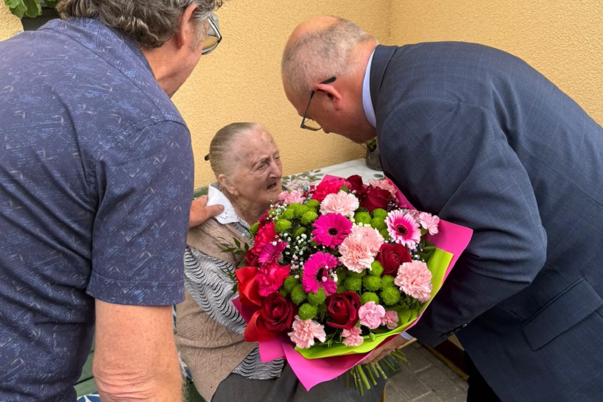 Zdjęcie: 102. urodziny Pani Heleny Rudnik