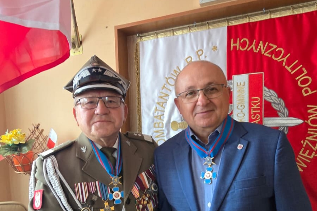 Zdjęcie: Odznaczenie dla Burmistrza Miastka