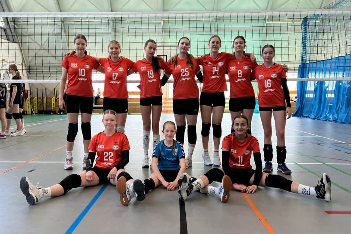Zdjęcie: Miasteckie siatkarki na Turnieju Piłki Siatkowej w Mielnie